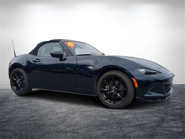 2023 Mazda MX-5 Miata Club