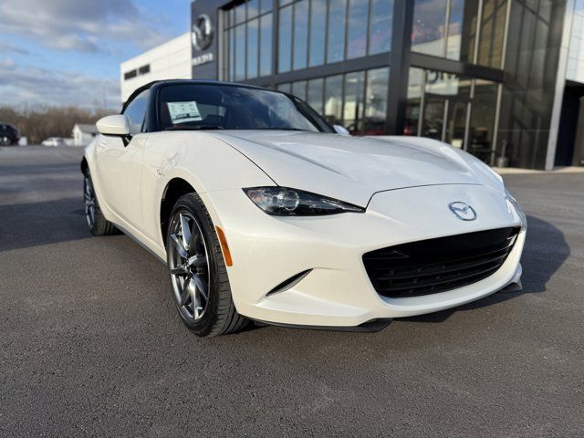 2023 Mazda MX-5 Miata Grand Touring