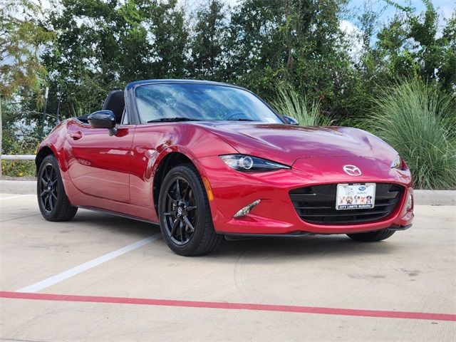 2023 Mazda MX-5 Miata Sport