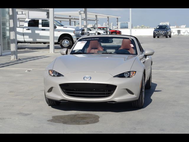 2023 Mazda MX-5 Miata RF Grand Touring