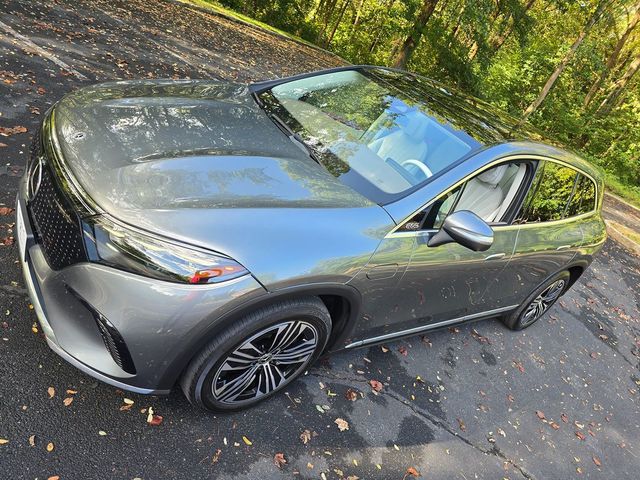 2023 Mercedes-Benz EQS 450+