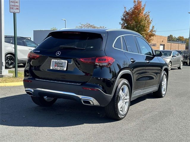 2023 Mercedes-Benz GLA 250