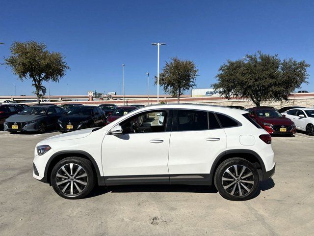 2023 Mercedes-Benz GLA 250