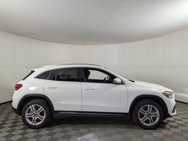 2023 Mercedes-Benz GLA 250