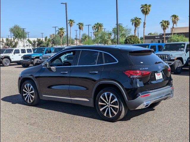 2023 Mercedes-Benz GLA 250