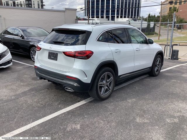 2023 Mercedes-Benz GLA 250