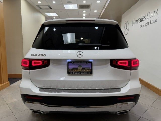 2023 Mercedes-Benz GLB 250