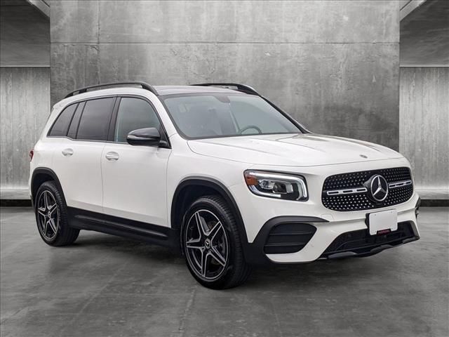 2023 Mercedes-Benz GLB 250