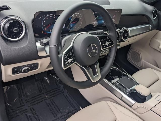 2023 Mercedes-Benz GLB 250