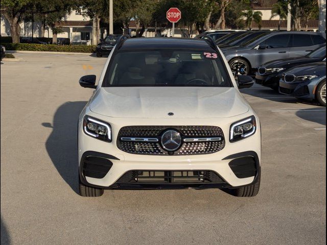 2023 Mercedes-Benz GLB 250