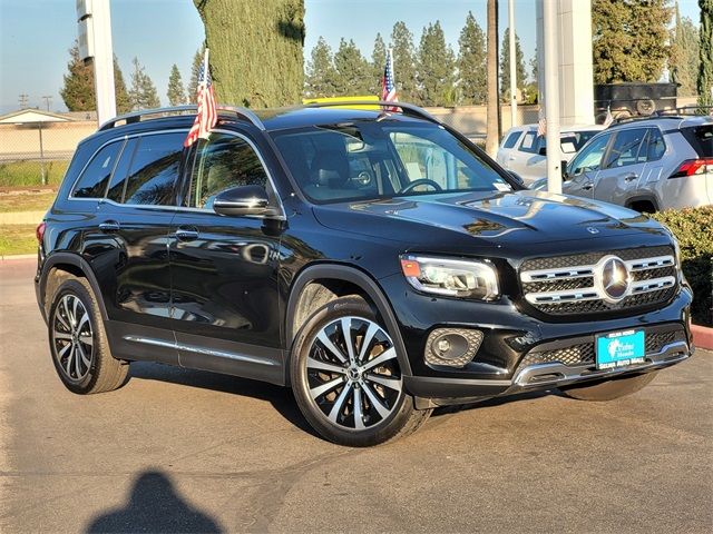 2023 Mercedes-Benz GLB 250