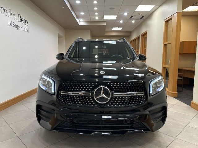 2023 Mercedes-Benz GLB 250