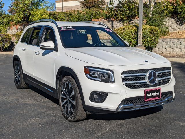 2023 Mercedes-Benz GLB 250