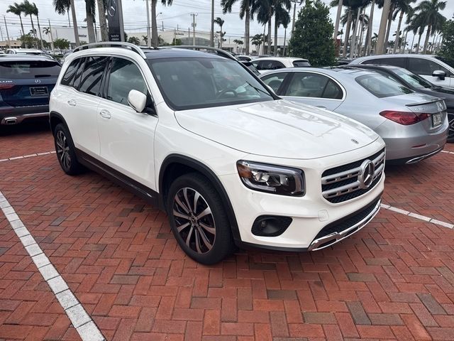 2023 Mercedes-Benz GLB 250