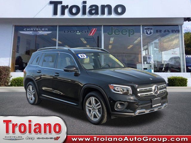 2023 Mercedes-Benz GLB 250