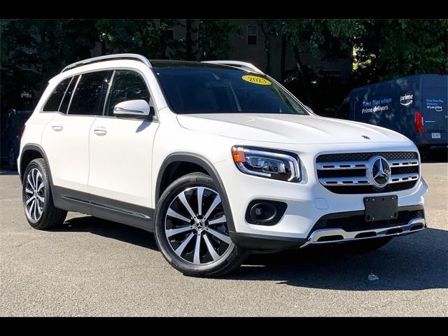 2023 Mercedes-Benz GLB 250