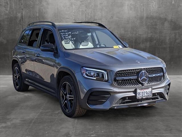 2023 Mercedes-Benz GLB 250