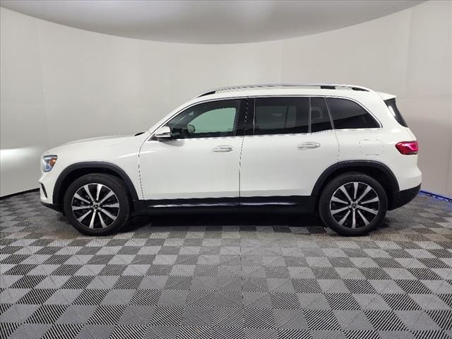 2023 Mercedes-Benz GLB 250