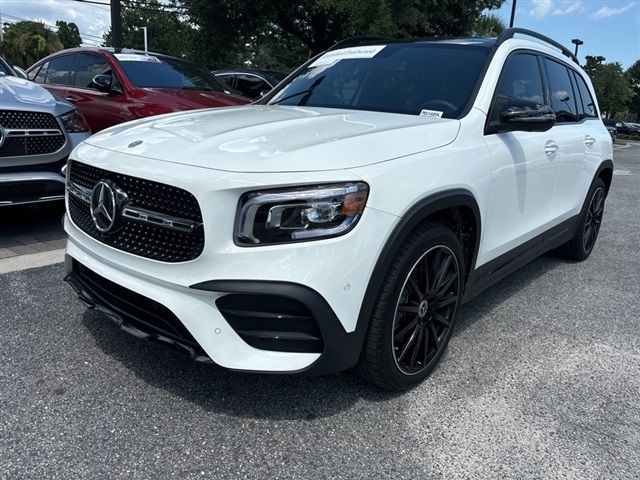 2023 Mercedes-Benz GLB 250