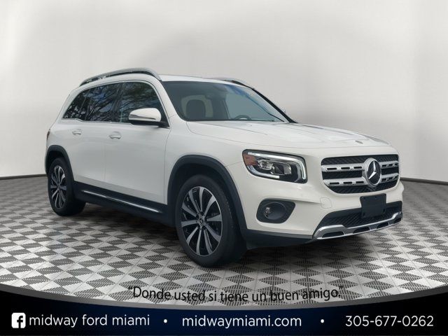 2023 Mercedes-Benz GLB 250