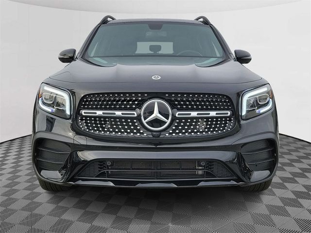 2023 Mercedes-Benz GLB 250