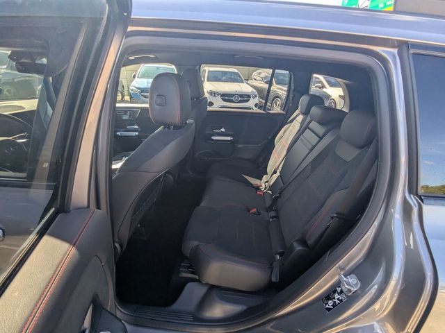 2023 Mercedes-Benz GLB 250