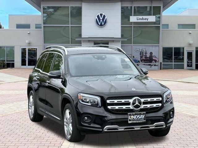 2023 Mercedes-Benz GLB 250