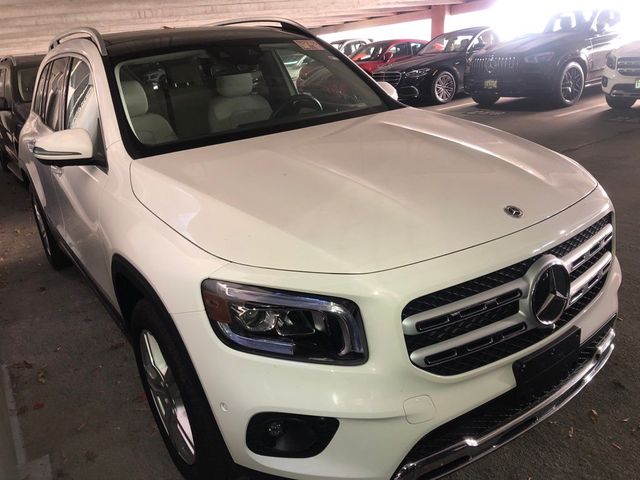 2023 Mercedes-Benz GLB 250