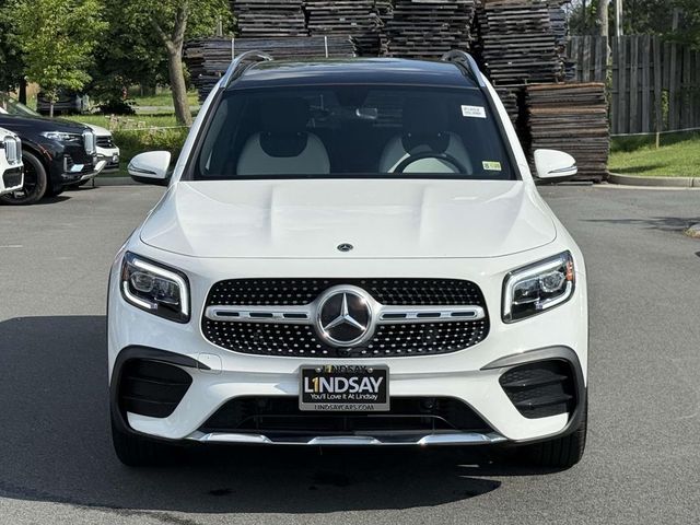 2023 Mercedes-Benz GLB 250