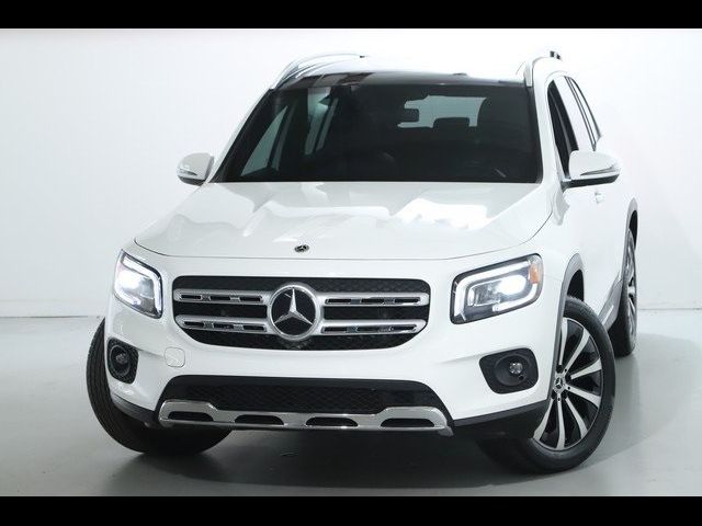 2023 Mercedes-Benz GLB 250