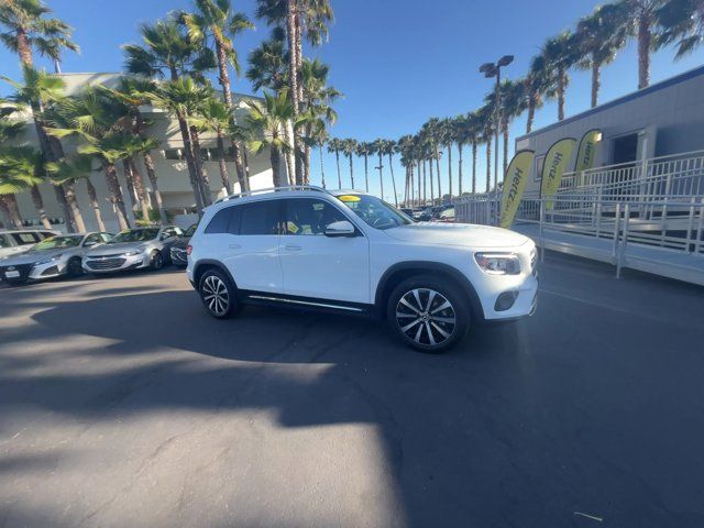 2023 Mercedes-Benz GLB 250