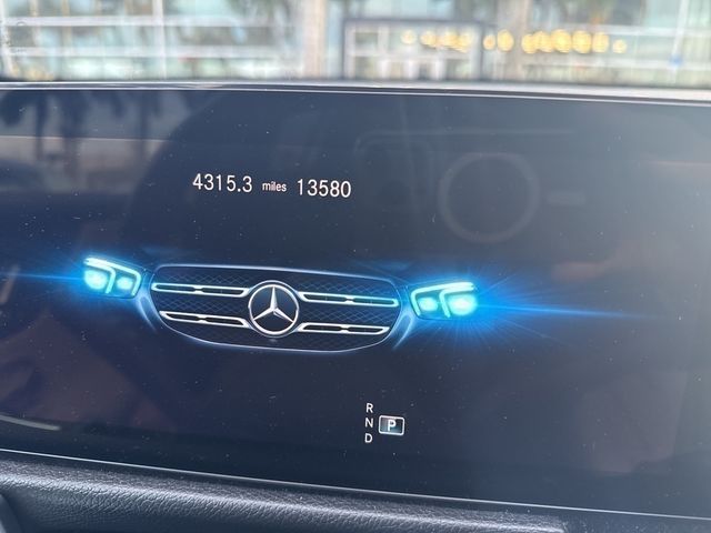 2023 Mercedes-Benz GLB 250