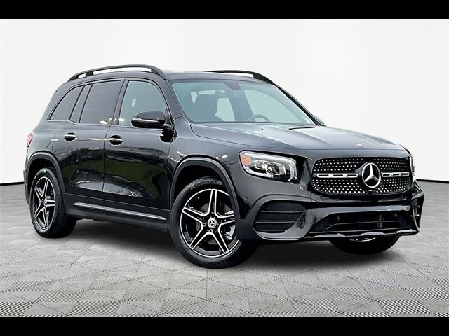 2023 Mercedes-Benz GLB 250