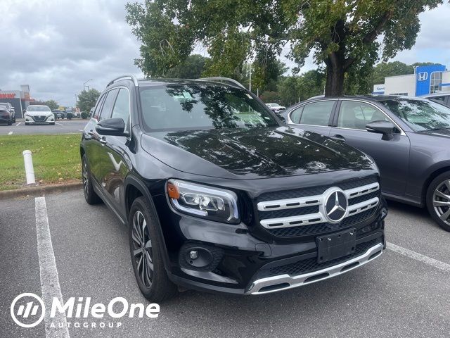 2023 Mercedes-Benz GLB 250