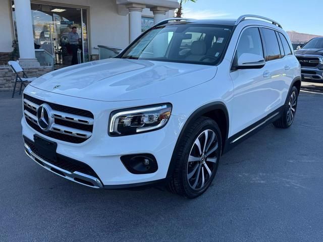 2023 Mercedes-Benz GLB 250