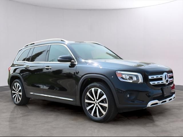 2023 Mercedes-Benz GLB 250