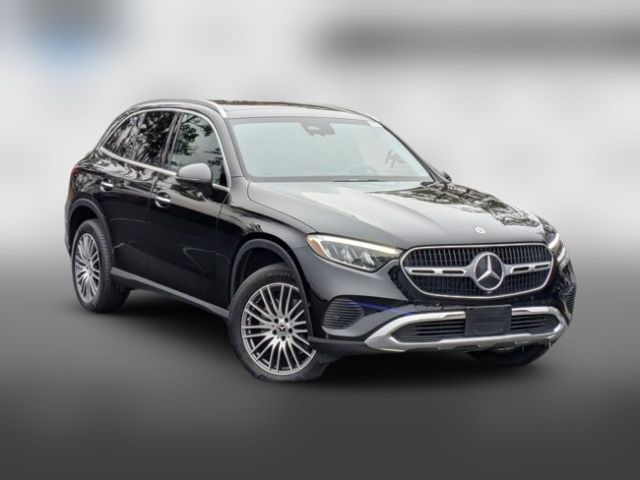 2023 Mercedes-Benz GLC 300