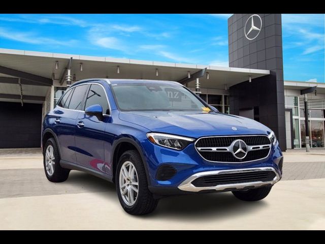 2023 Mercedes-Benz GLC 300