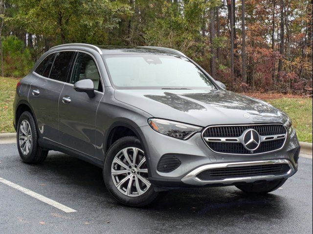 2023 Mercedes-Benz GLC 300