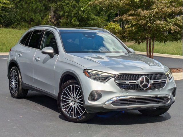 2023 Mercedes-Benz GLC 300