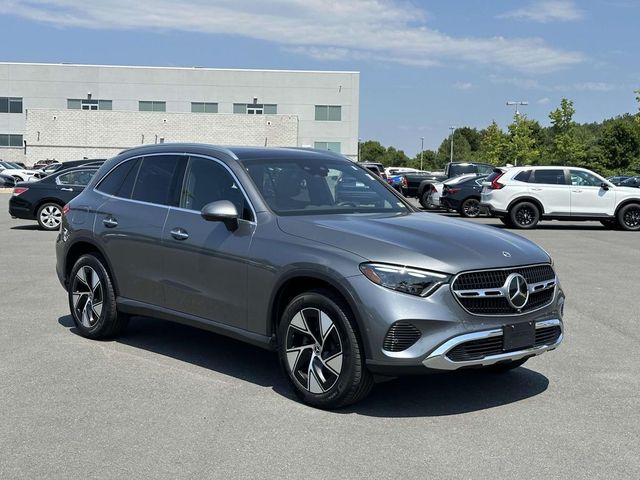 2023 Mercedes-Benz GLC 300