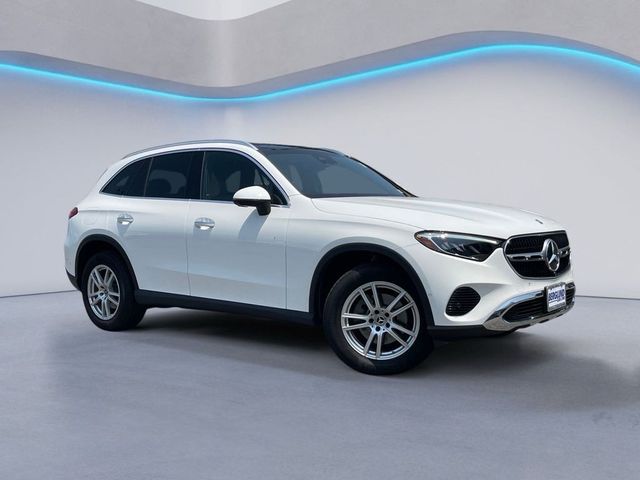 2023 Mercedes-Benz GLC 300