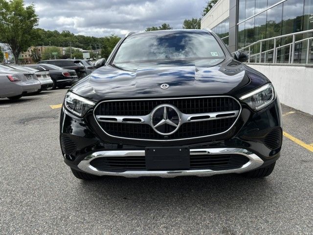 2023 Mercedes-Benz GLC 300