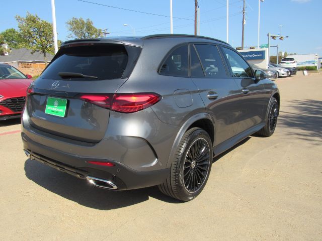 2023 Mercedes-Benz GLC 300