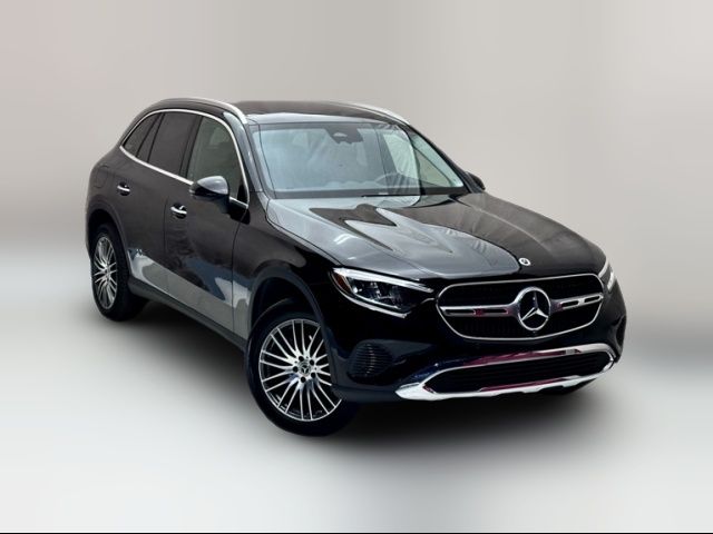 2023 Mercedes-Benz GLC 300