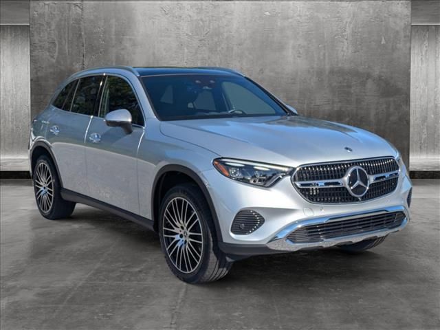 2023 Mercedes-Benz GLC 300