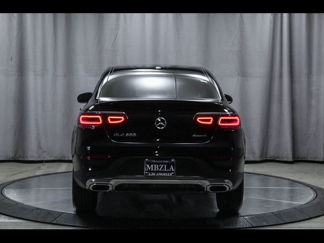 2023 Mercedes-Benz GLC 300