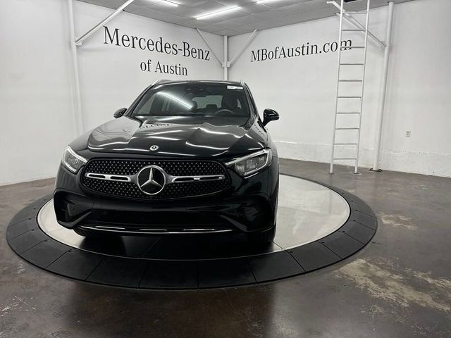 2023 Mercedes-Benz GLC 300