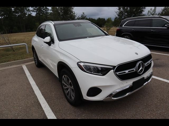 2023 Mercedes-Benz GLC 300