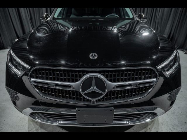 2023 Mercedes-Benz GLC 300